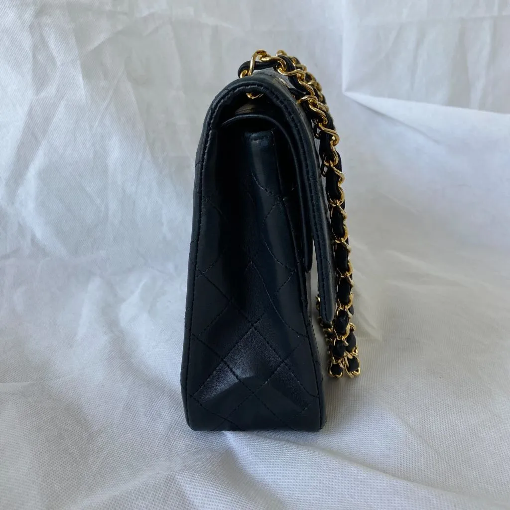 Chanel Black Lambskin Vintage Flapbag