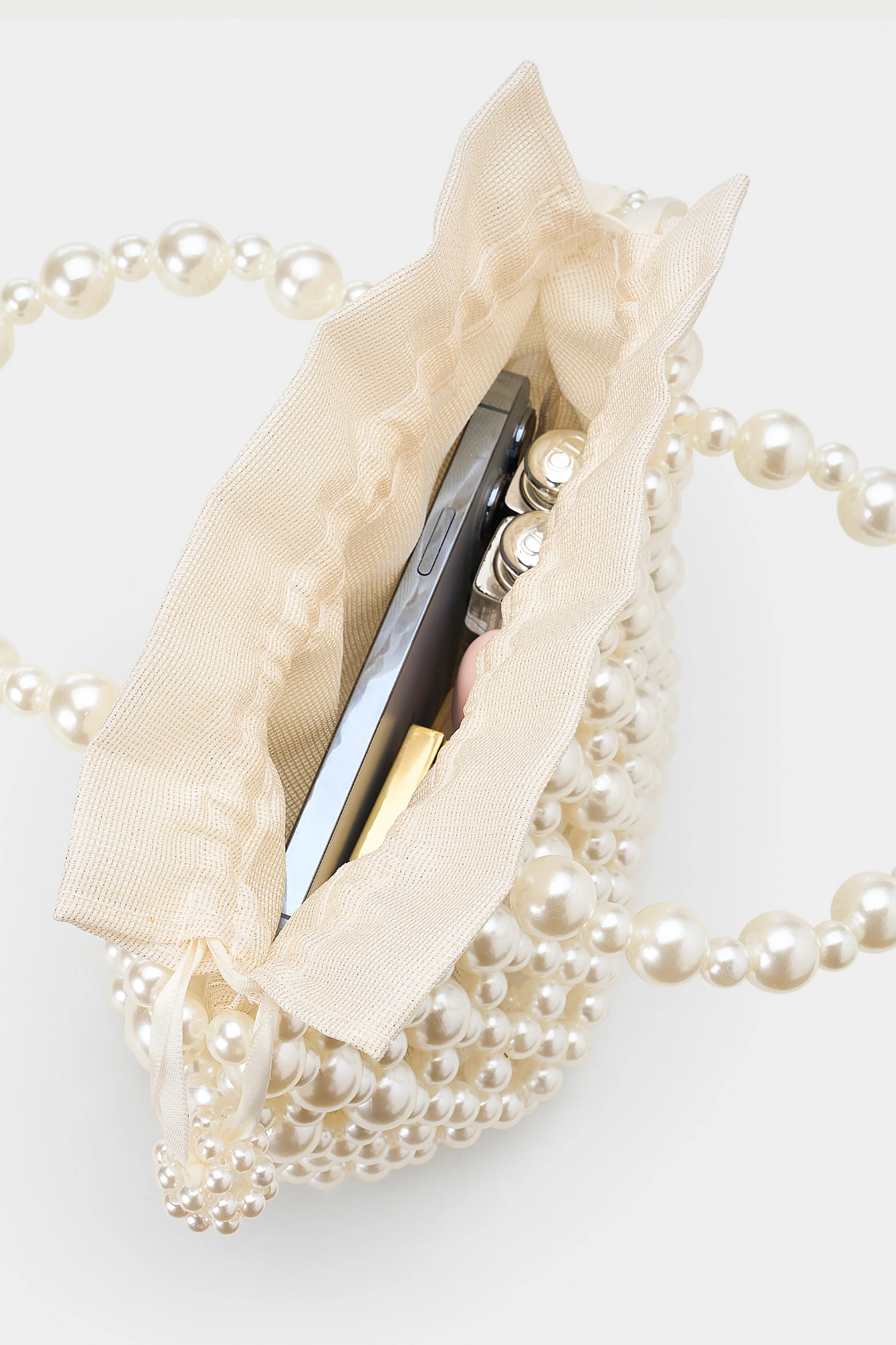 Reticulated Glossy Pearl Evening Handbag