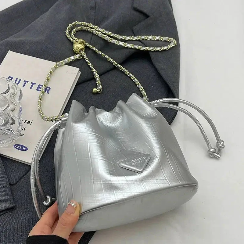 Vvsha Metallic Drawstring Chain Bag